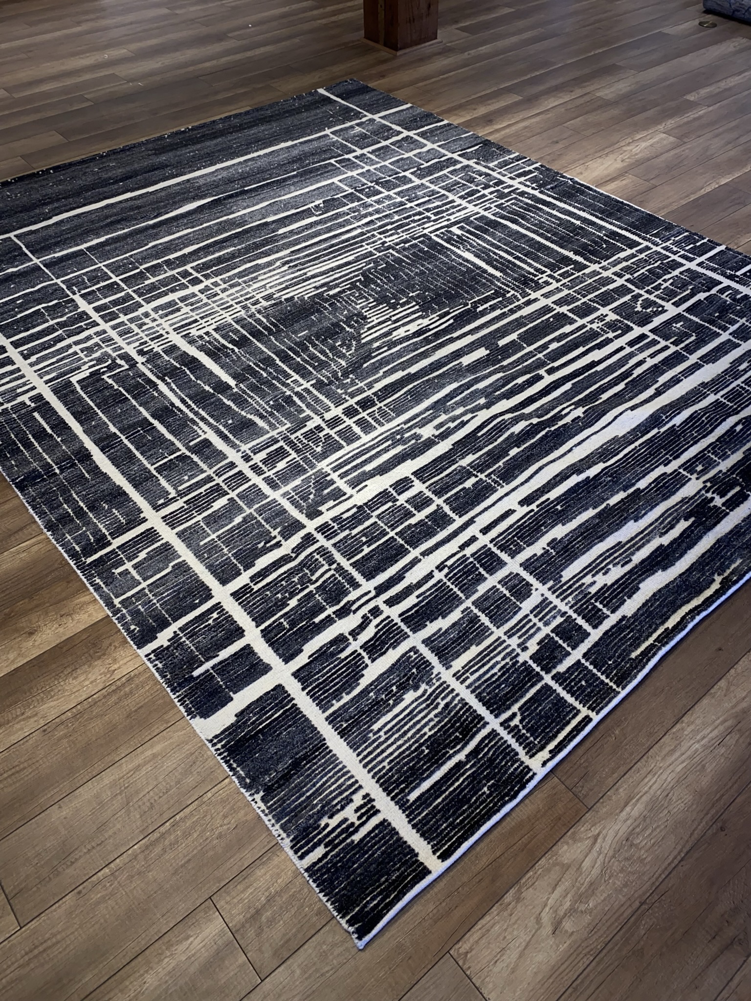 Antique Style Tribal Rug 5