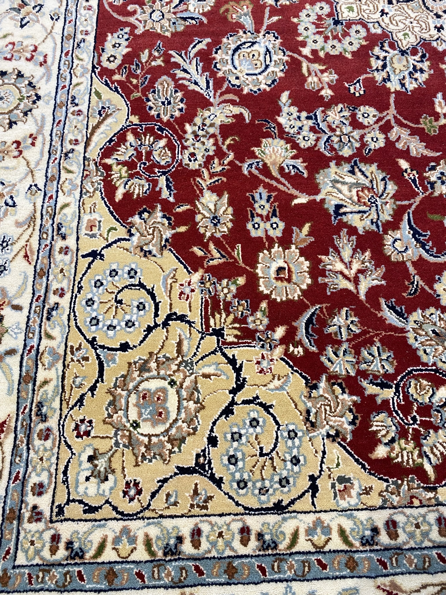 Premium Distressed Silk-Blend Rug 15