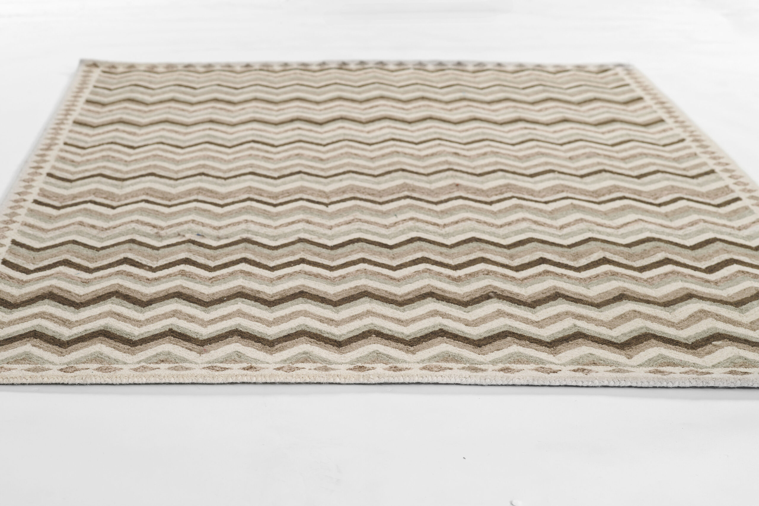 Erin Gates Abbott Zigzag Stripe Neutral Area Rug - Image 6