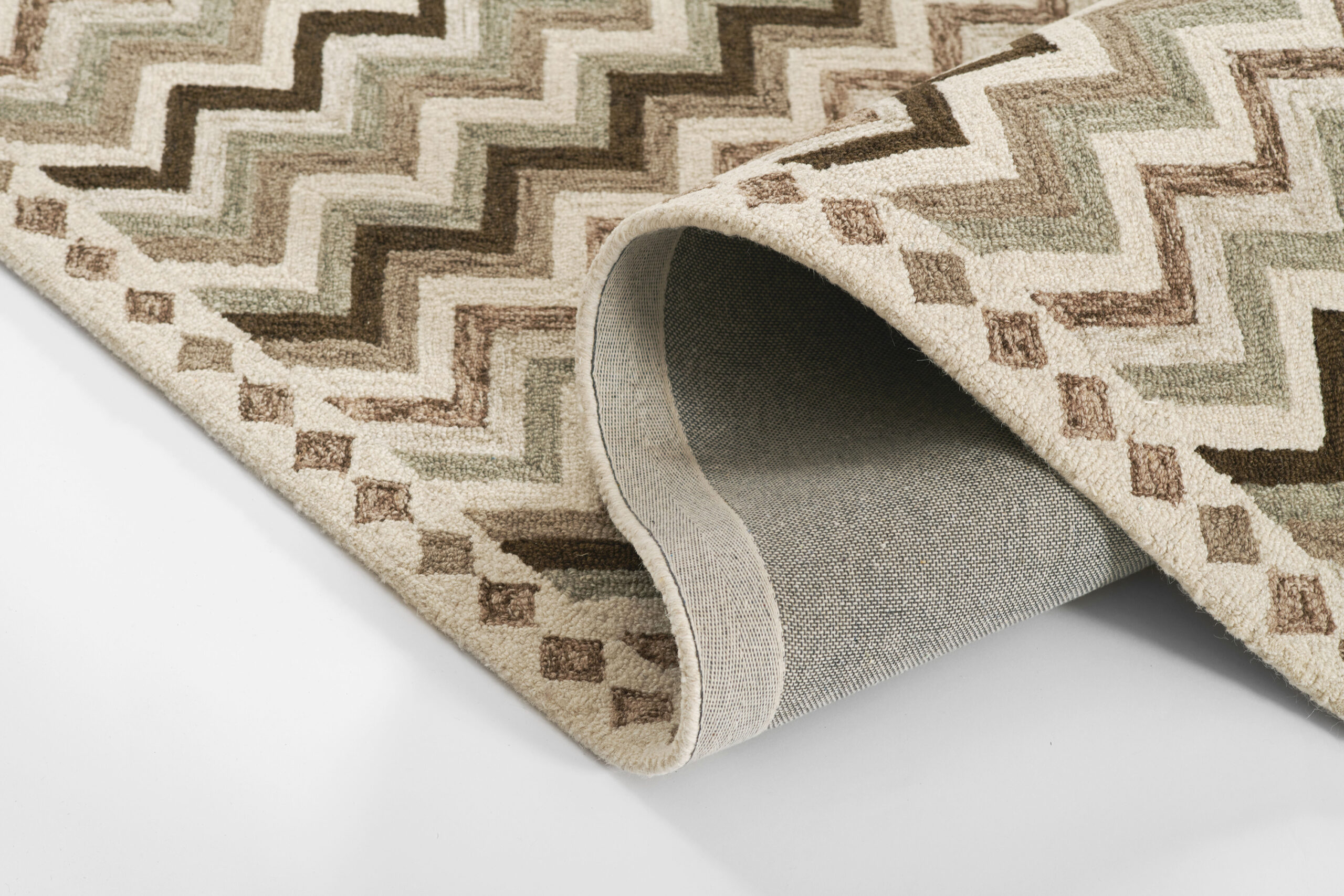 Erin Gates Abbott Zigzag Stripe Neutral Area Rug - Image 9