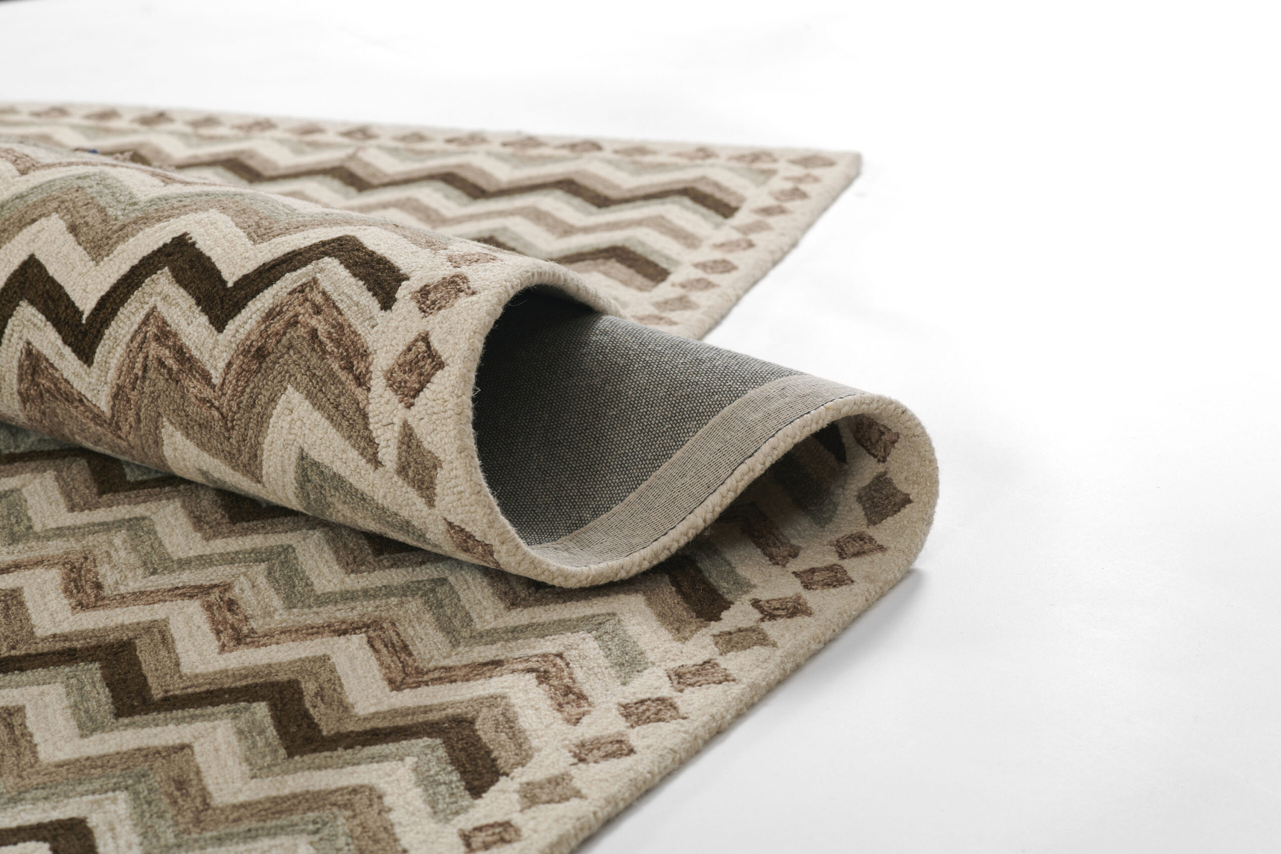 Erin Gates Abbott Zigzag Stripe Neutral Area Rug - Image 10
