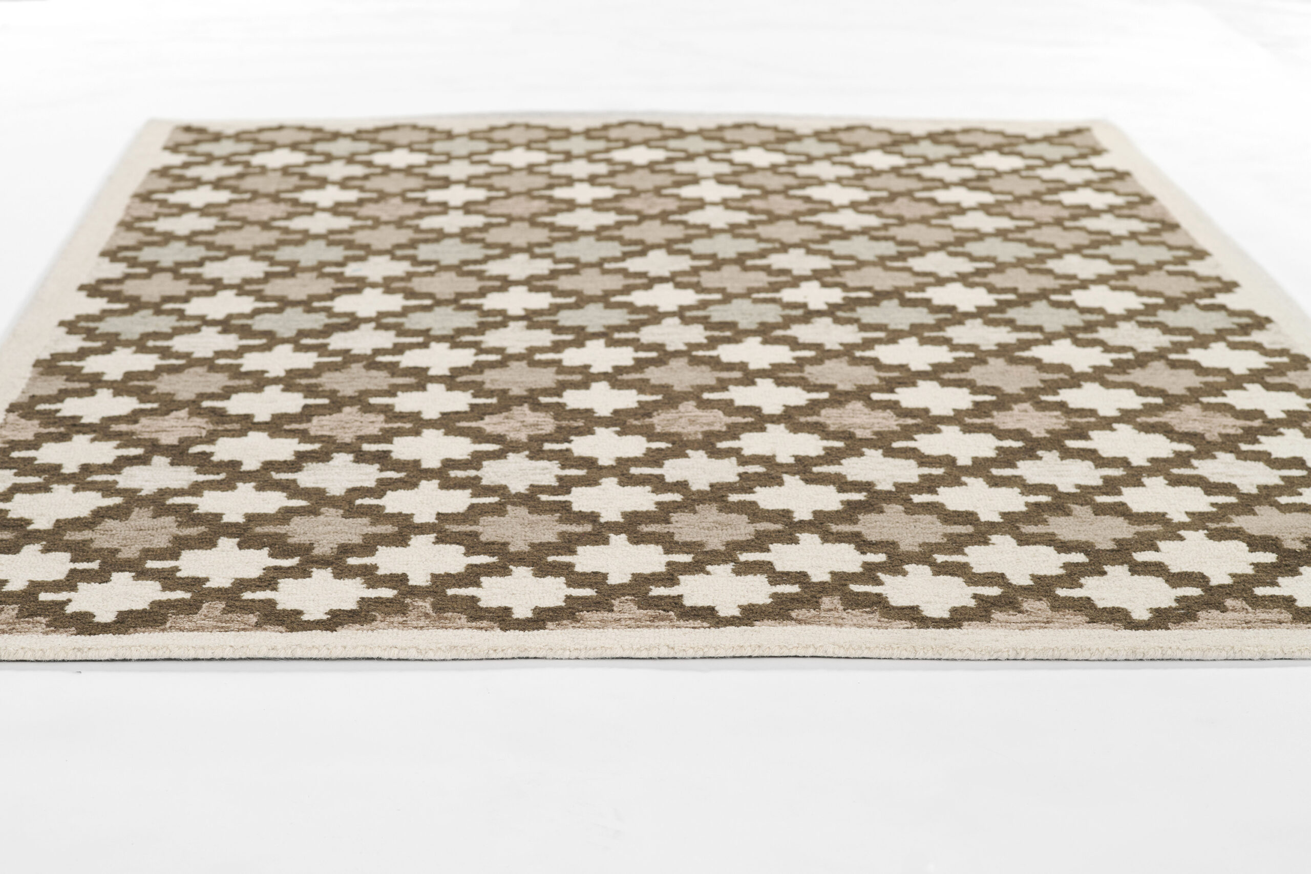Erin Gates Abbott Diamond Trellis Neutral Area Rug - Image 6