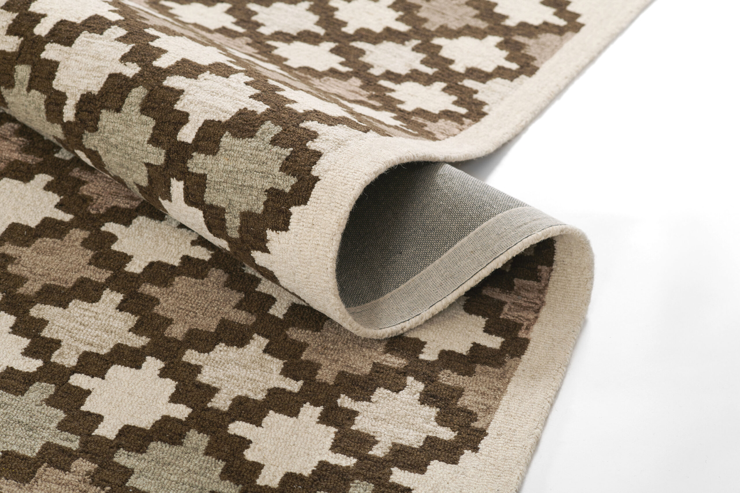Erin Gates Abbott Diamond Trellis Neutral Area Rug - Image 9