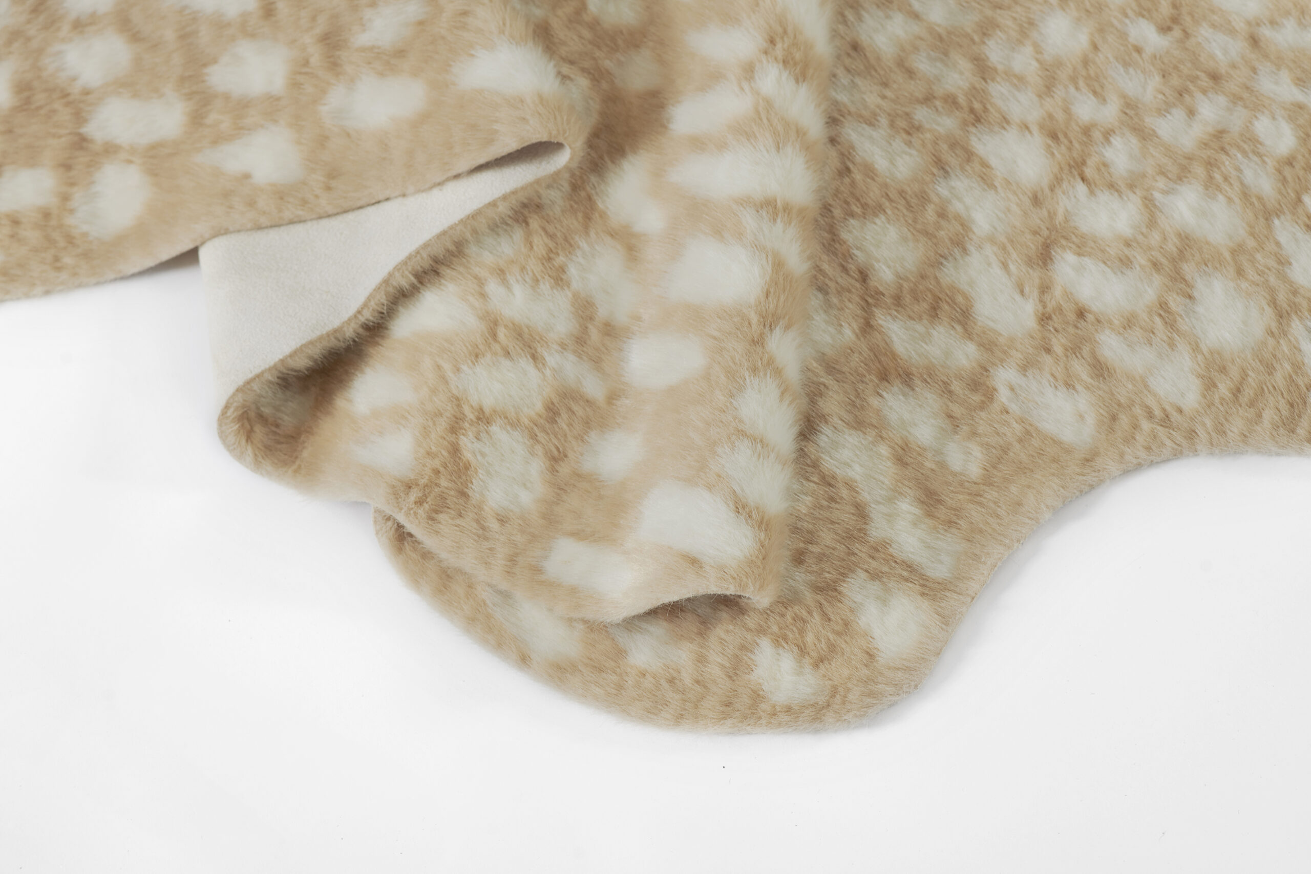 Erin Gates Acadia Cheetah Beige Area Rug - Image 6