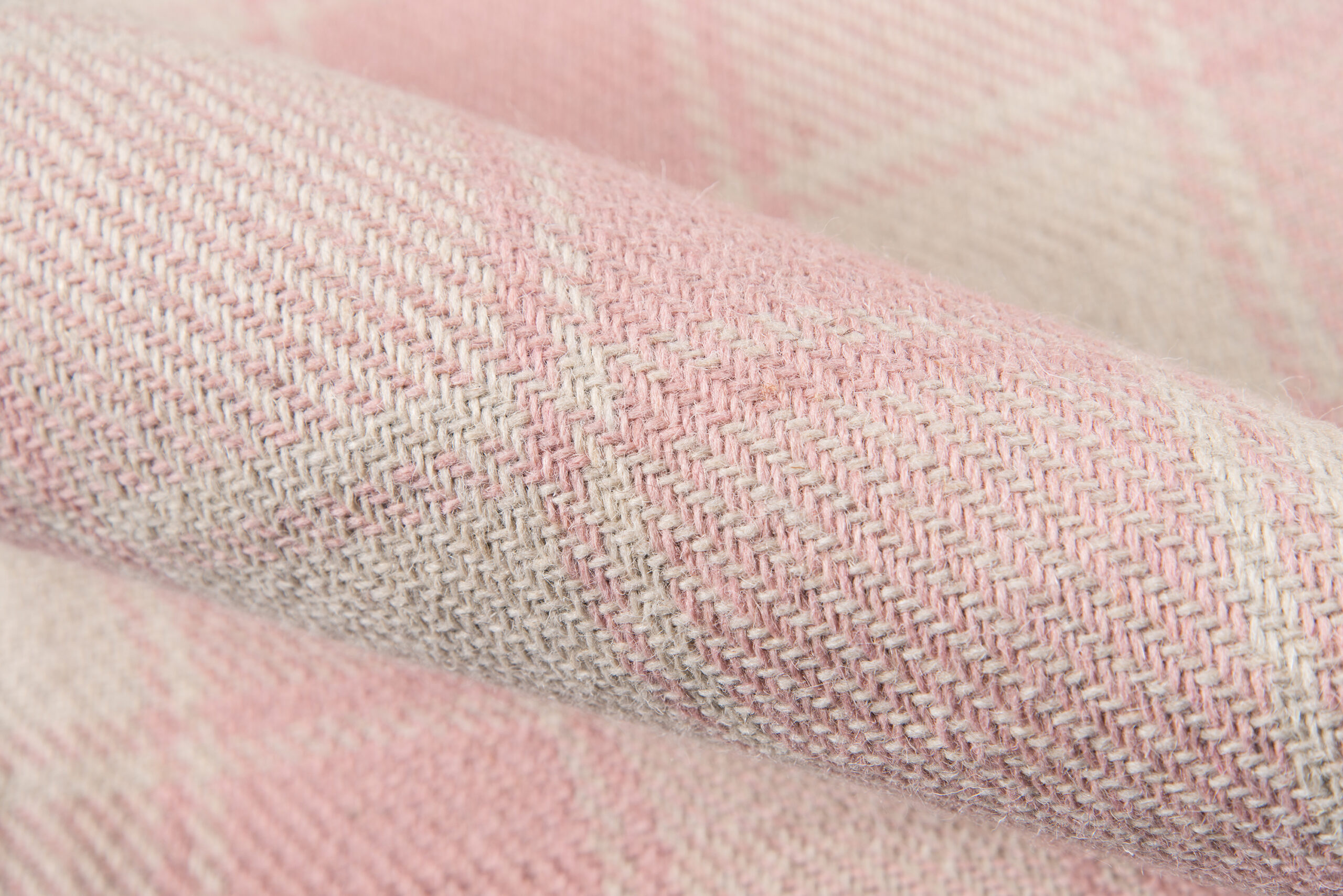 Erin Gates Marlborough Charles Pink Area Rug - Image 4