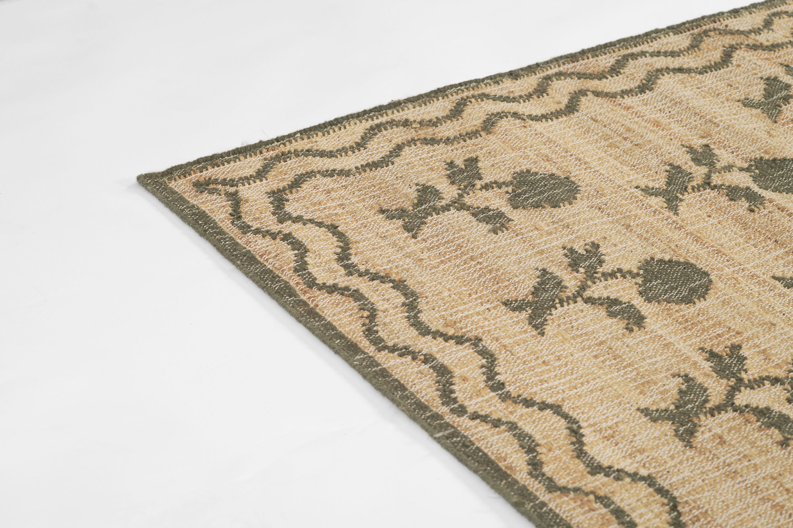 Erin Gates Orchard Leaning Flower Green Area Rug - Image 6