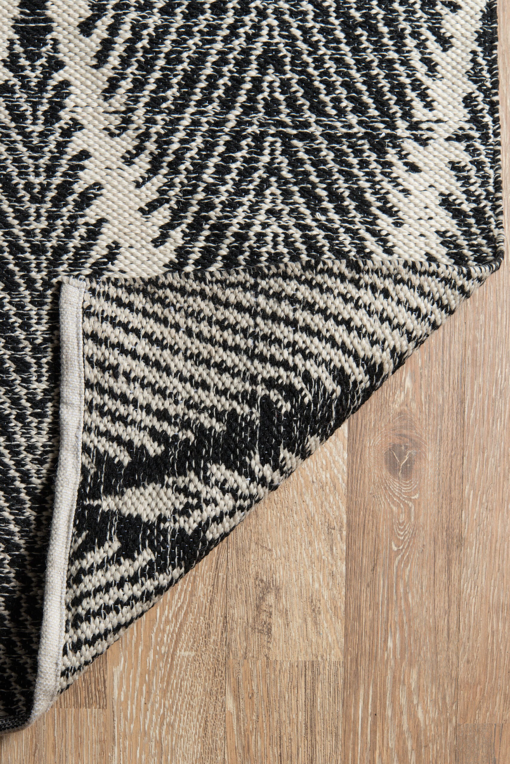 Erin Gates River Beacon Black Area Rug - Image 6