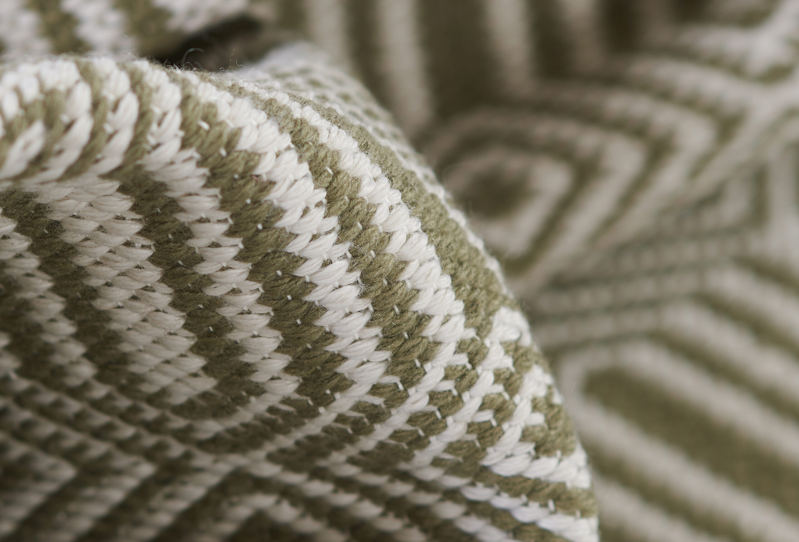 Erin Gates River Holden Green Area Rug - Image 4