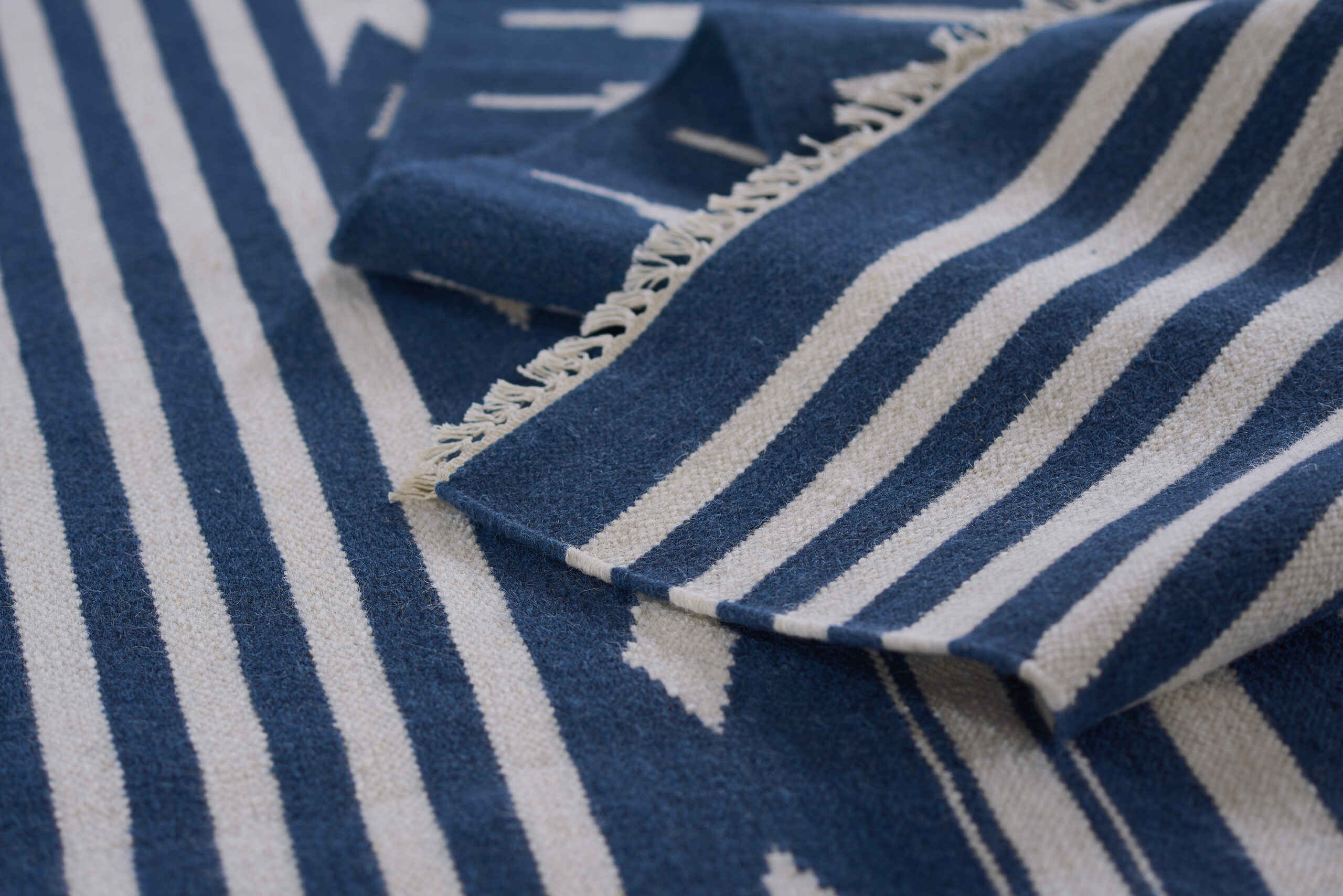 Erin Gates Thompson Billings Denim Area Rug - Image 9