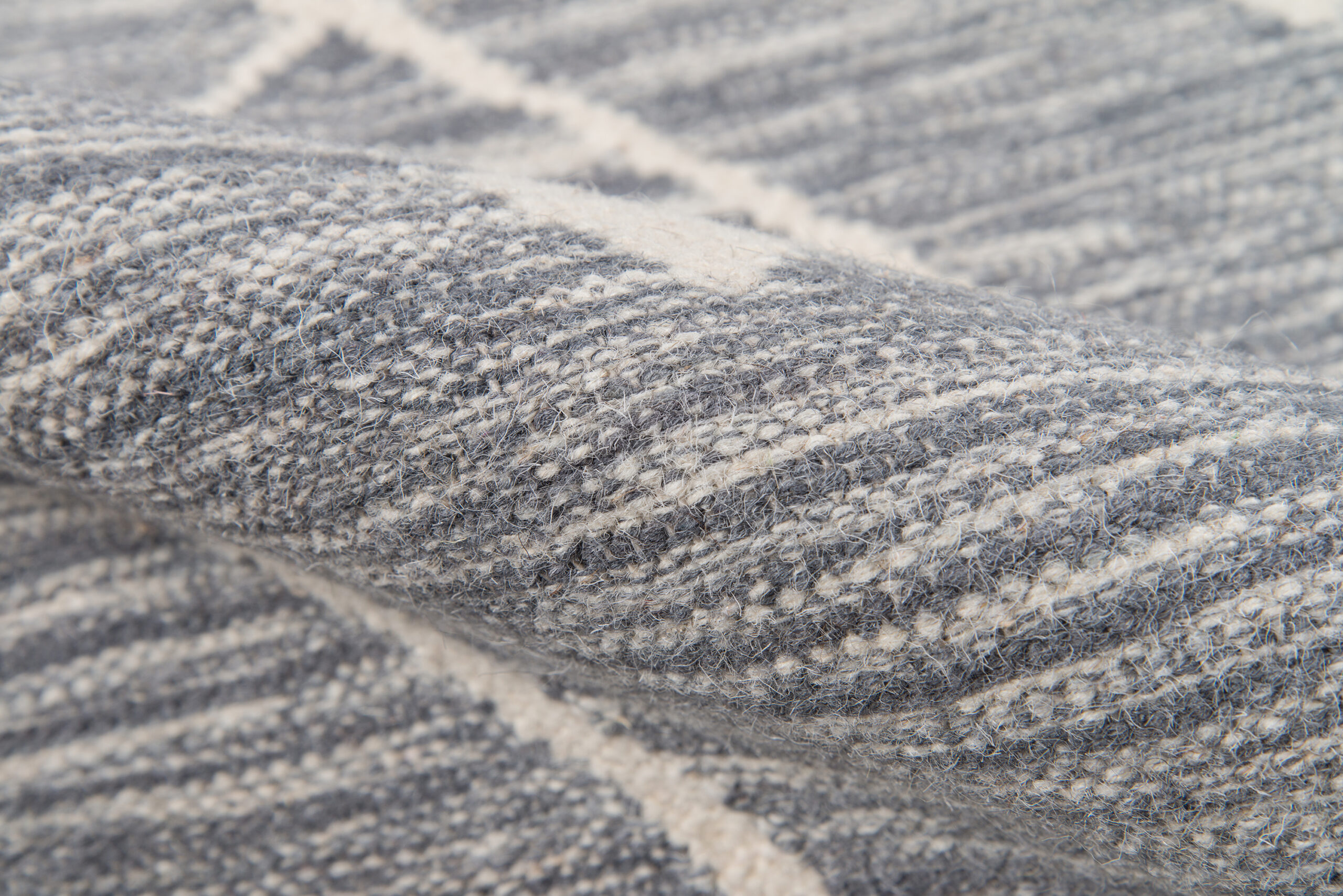 Erin Gates Thompson Appleton Grey Area Rug - Image 4