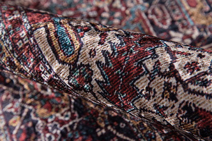 Momeni Karachi Burgundy Area Rug