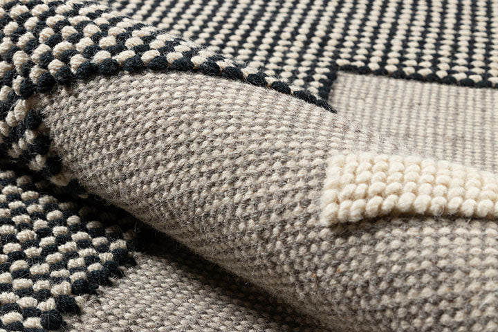 Novogratz Karl Jules Black Area Rug