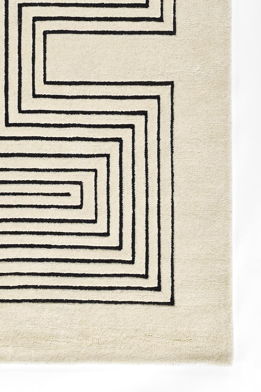 Momeni Simba White Area Rug