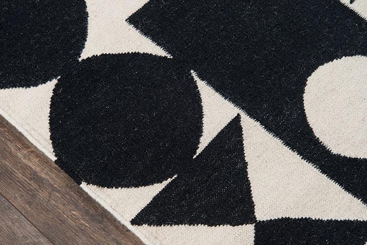 Novogratz Topanga Roberta Black Area Rug