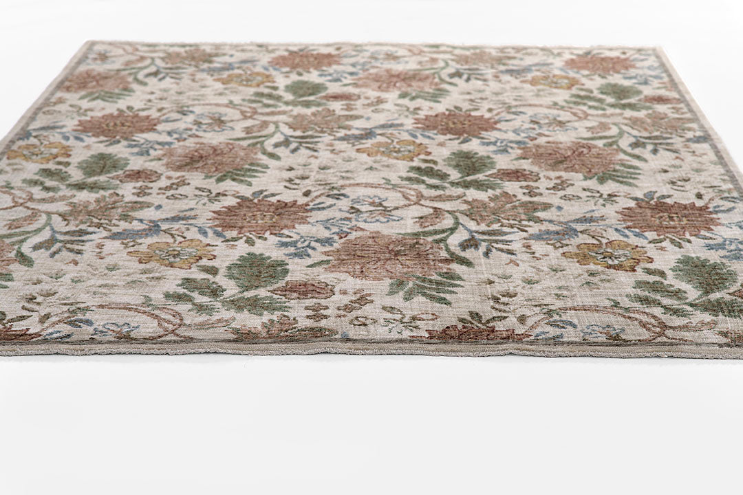 Momeni Wisteria Ivory Area Rug